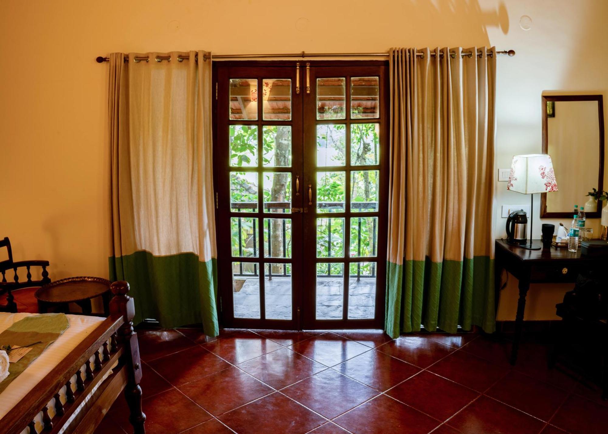Raindrops Resorts Wayanad Sultan Bathery Eksteriør bilde