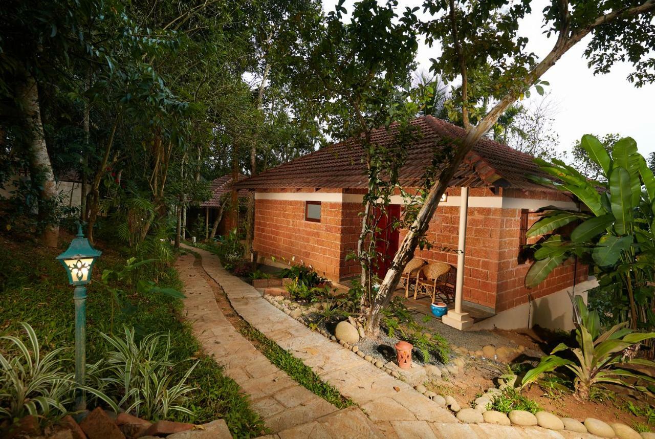 Raindrops Resorts Wayanad Sultan Bathery Eksteriør bilde